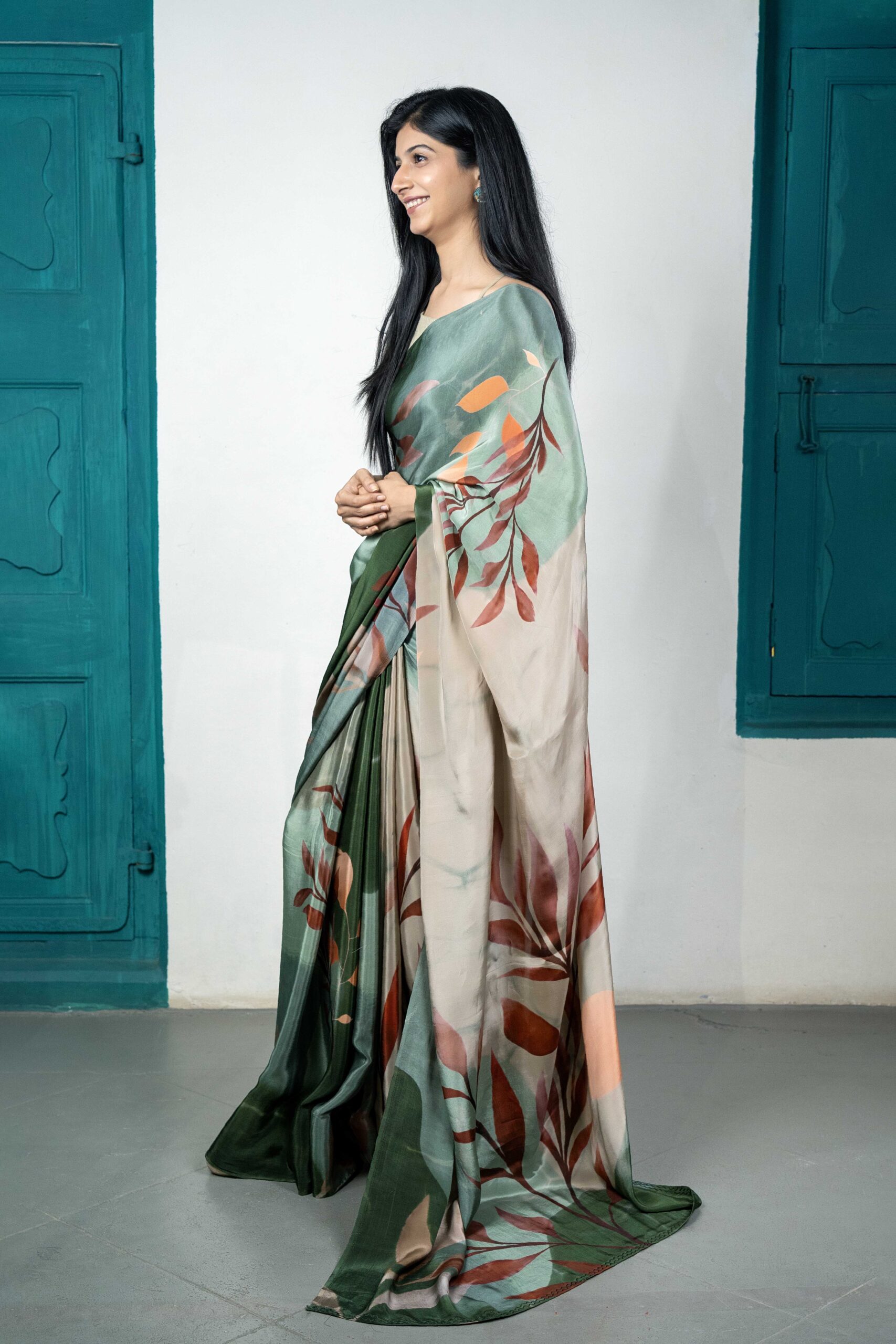 Hawaiian Tropical crepe saree - Image 3