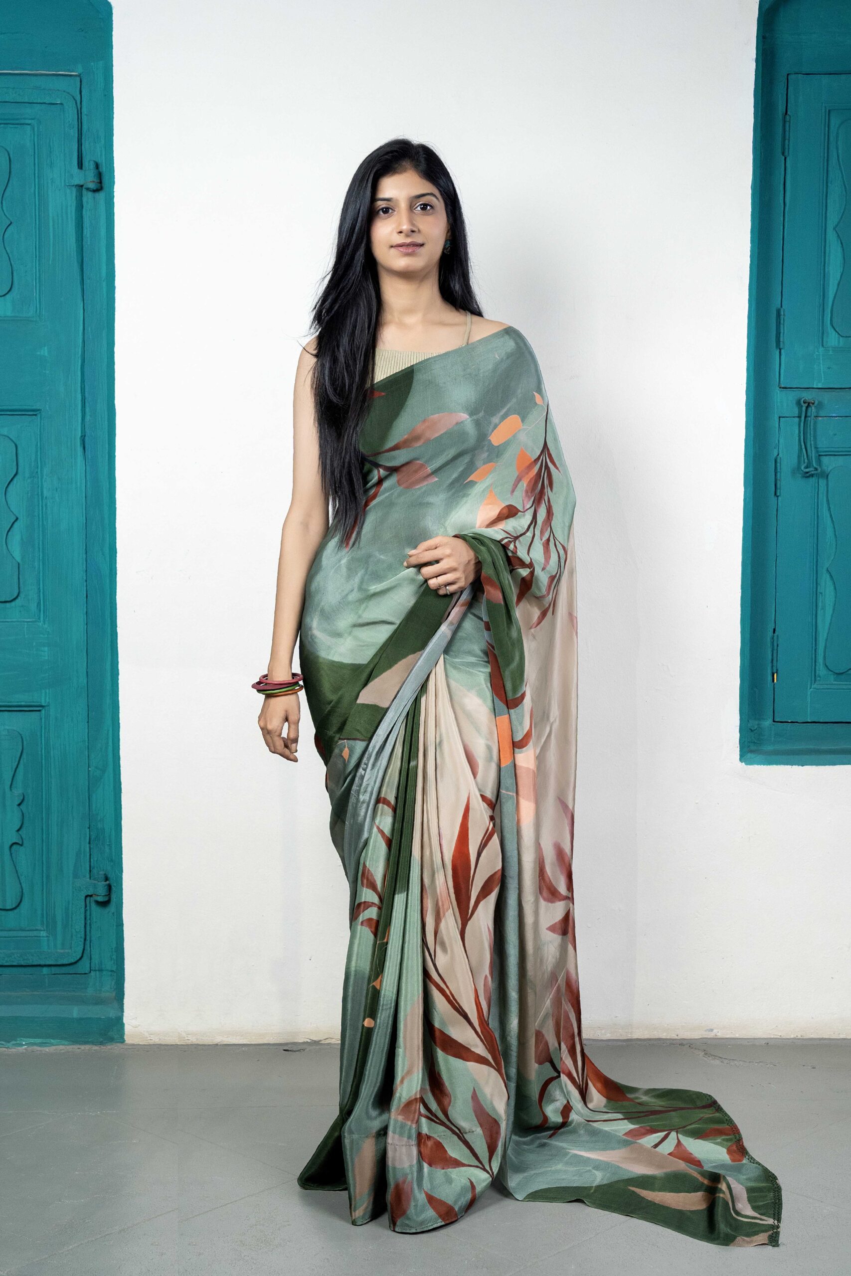 Hawaiian Tropical crepe saree - Image 5